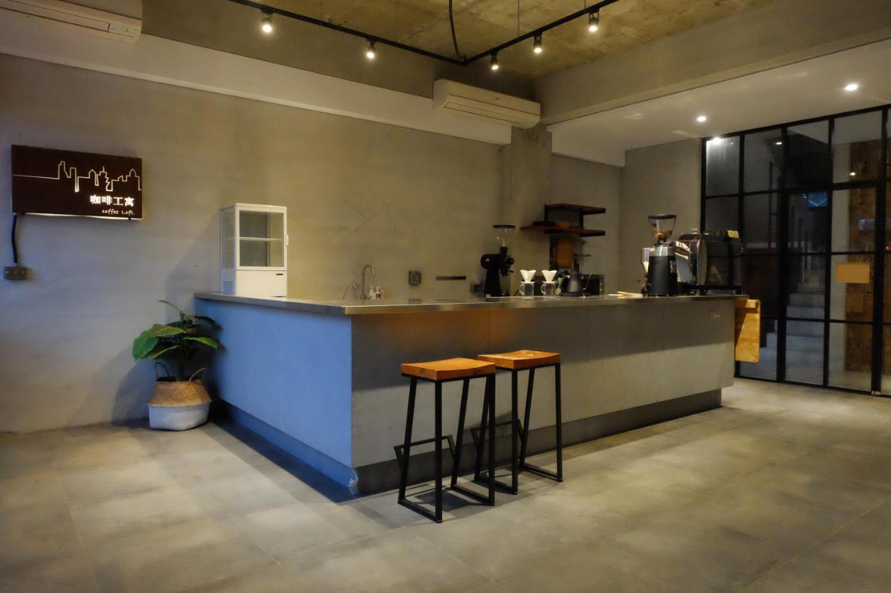 Coffeeloft Acomodação com café da manhã T'ai-tung Exterior foto
